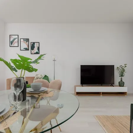 Cozy Studio Zupnicza Soho Factory By Noclegi Renters Varšava Exteriér fotografie