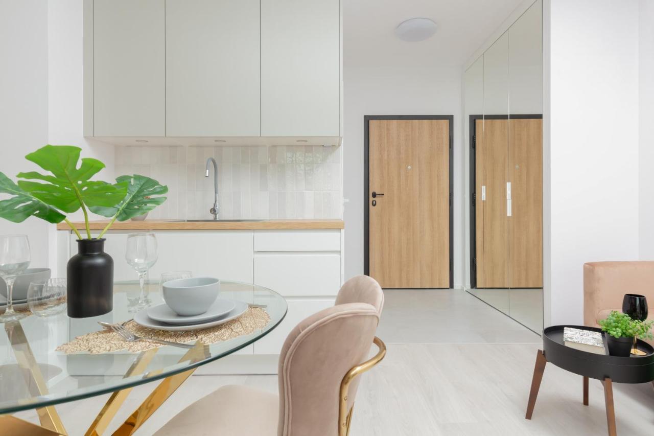 Apartment Cozy Zupnicza Soho Factory By Renters *