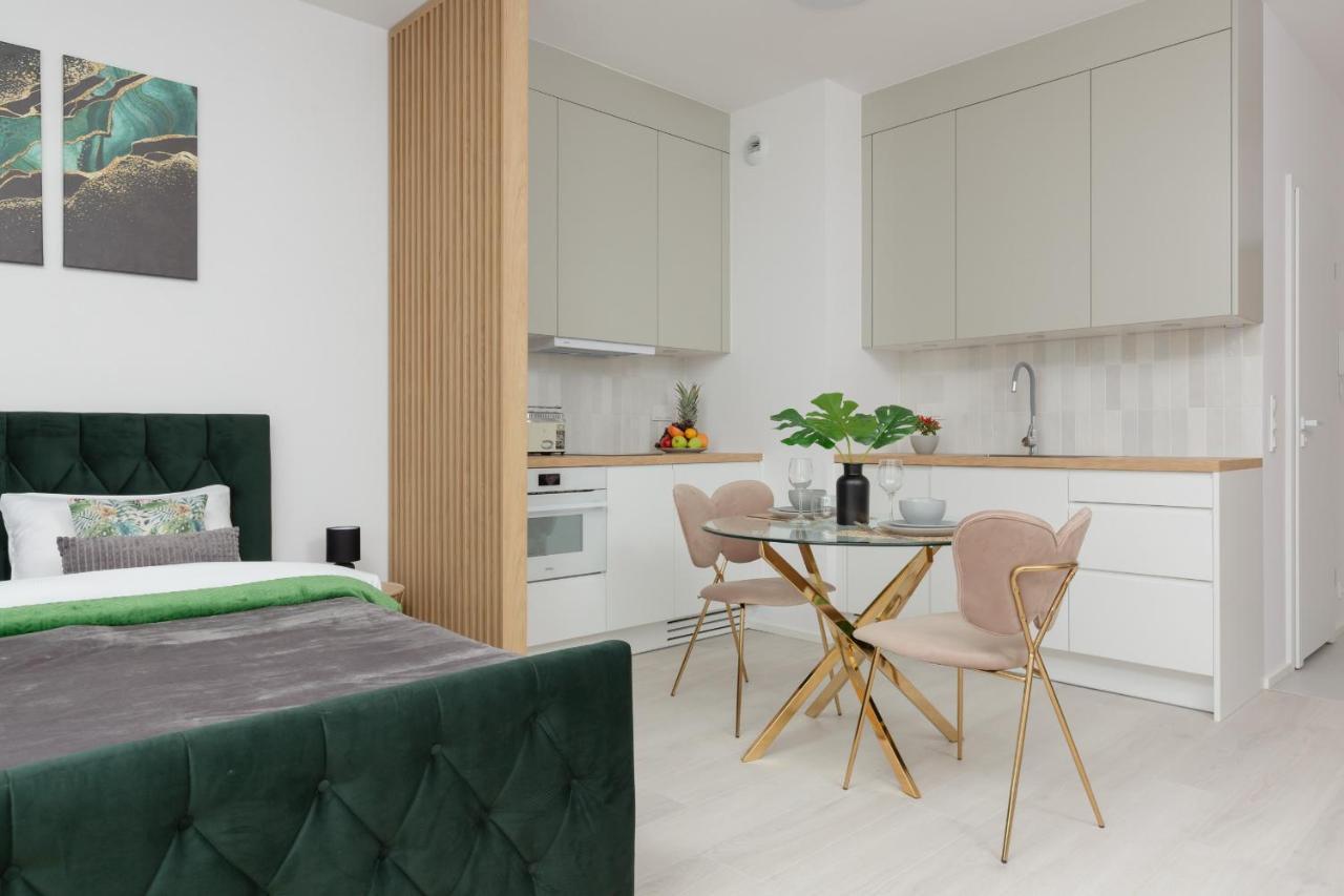 Apartment Cozy Zupnicza Soho Factory By Renters Warsaw
